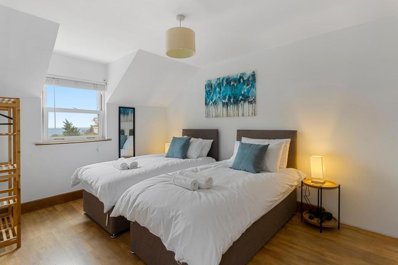 Stunning Sea View Whole Home In Torbay Close To Beach Torquay Zewnętrze zdjęcie